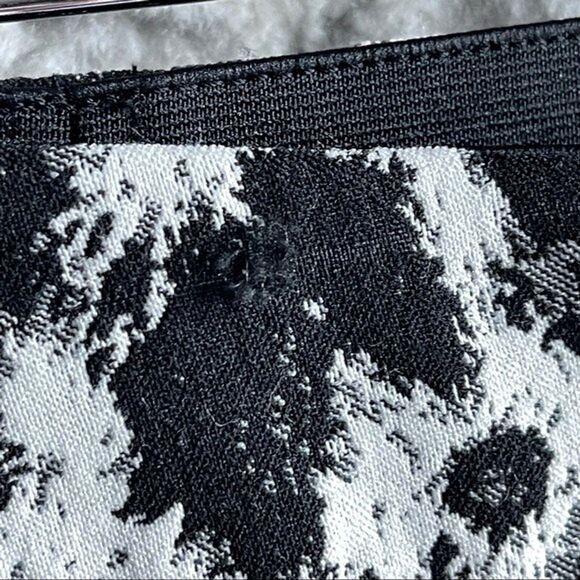 Lane Bryant The Allie Leggings Plus Size 24 Animal Print Monotone Black White - Picture 9 of 11